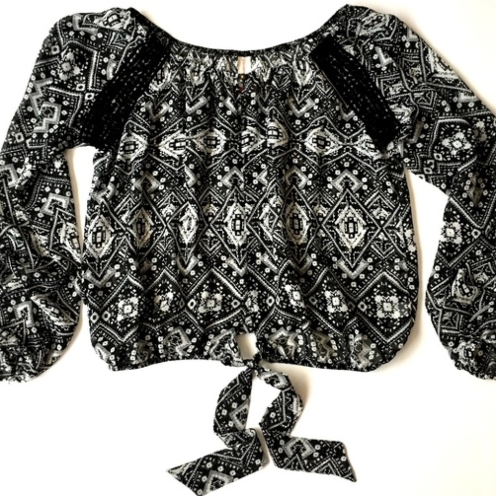 No Boundaries Tribal Print Flowy Boho Top